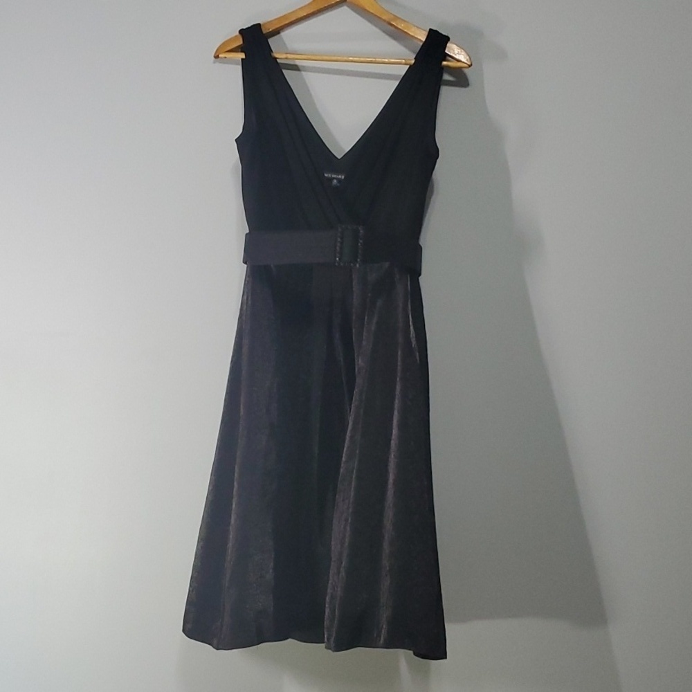 Jones Wear dress womens size 12 black midi sleeveless elegant classic sleeveless